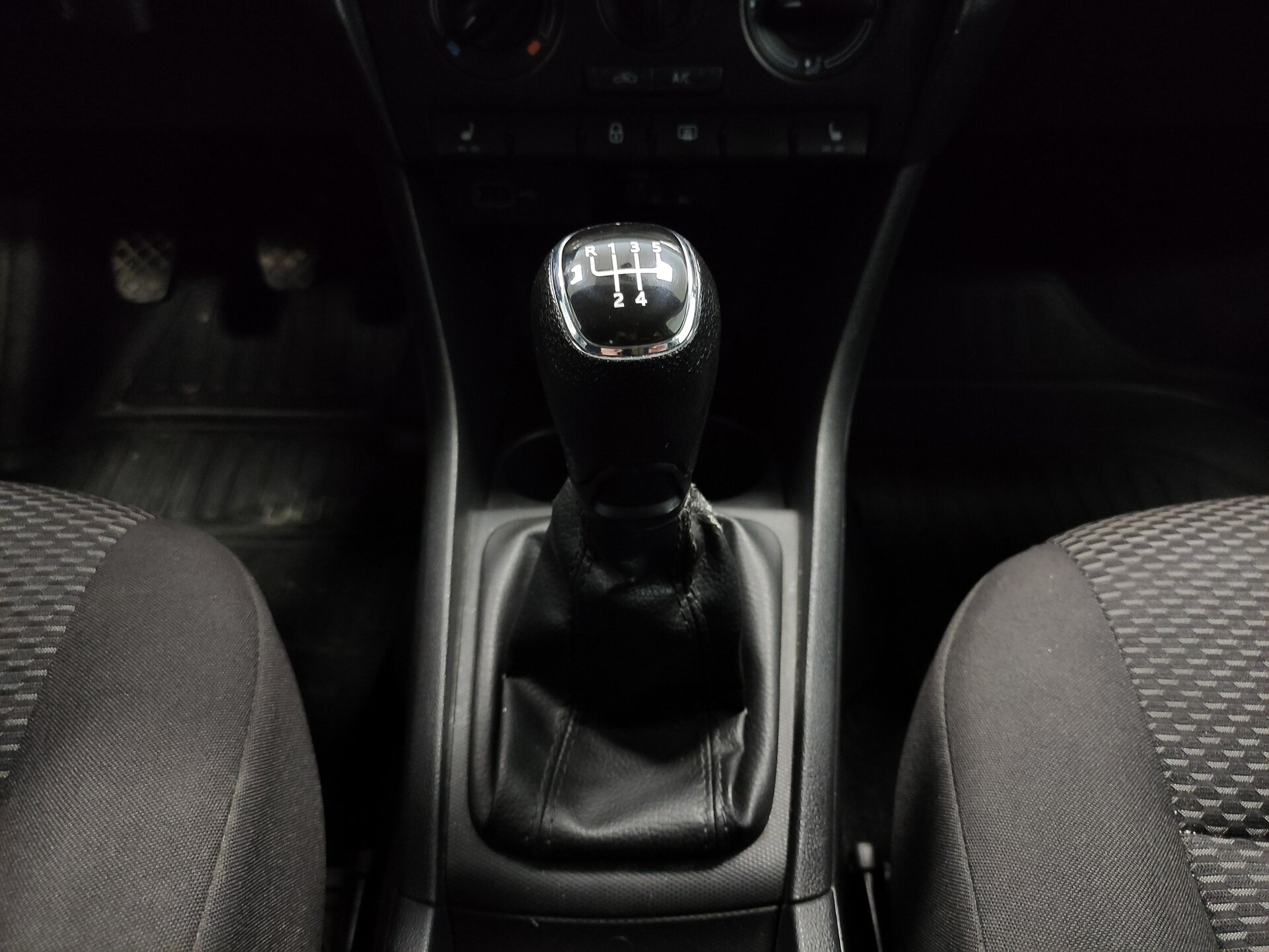 Skoda Rapid, I Рестайлинг 2019 Skoda Rapid, I Рестайлинг 2019