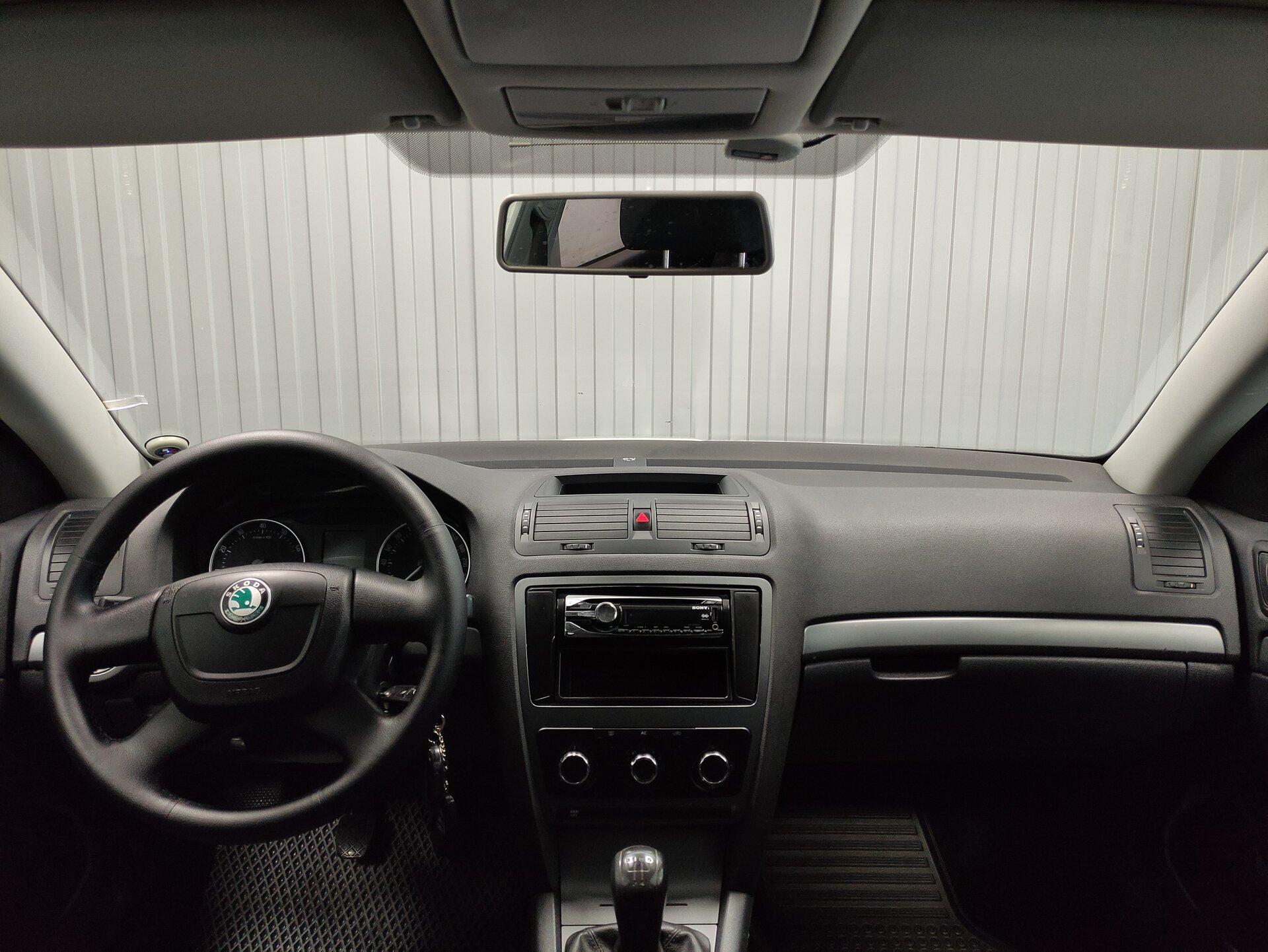 Skoda Octavia, II (A5) Рестайлинг 2012 Skoda Octavia, II (A5) Рестайлинг 2012