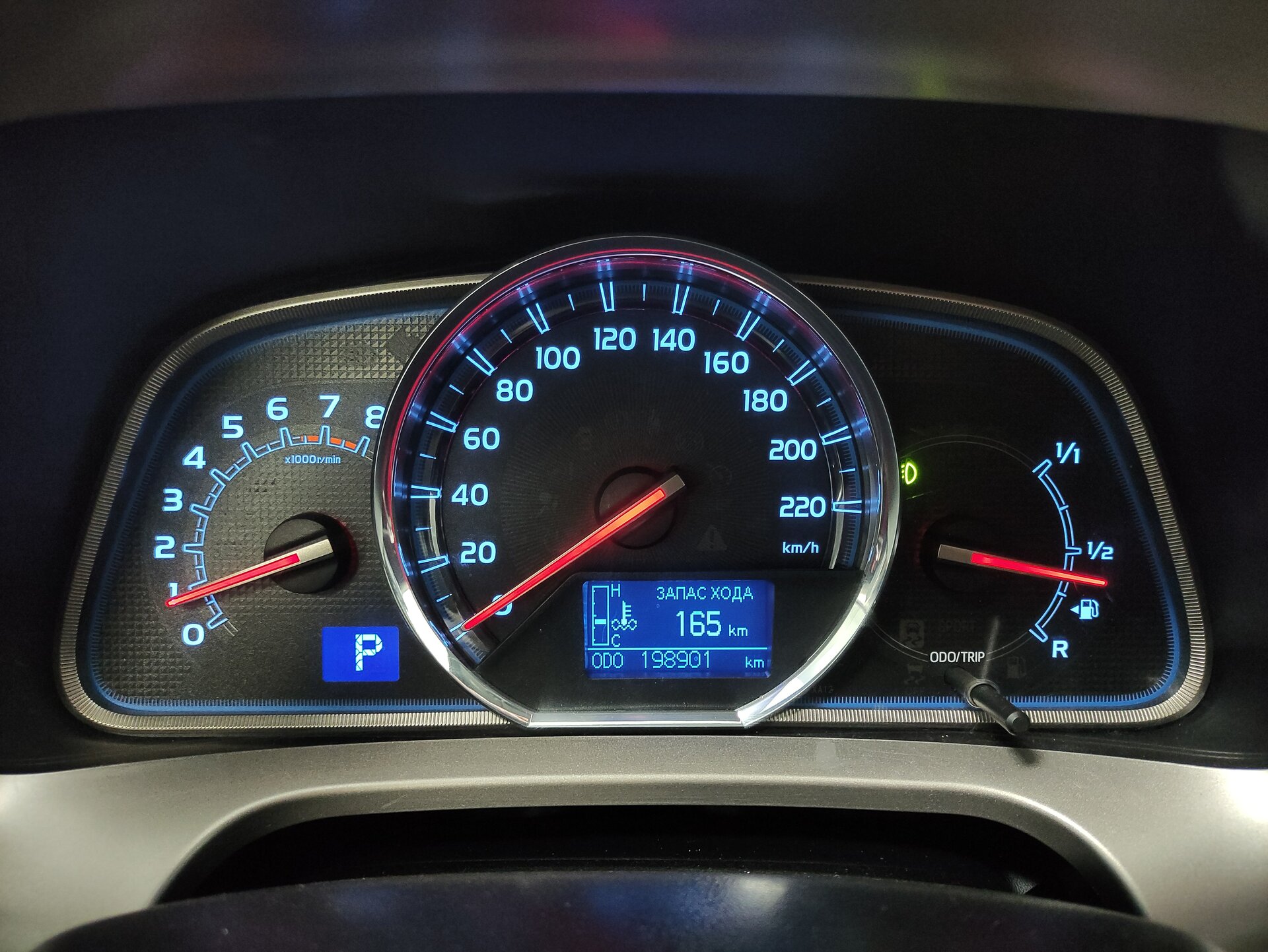 Toyota RAV4, IV (XA40) 2012