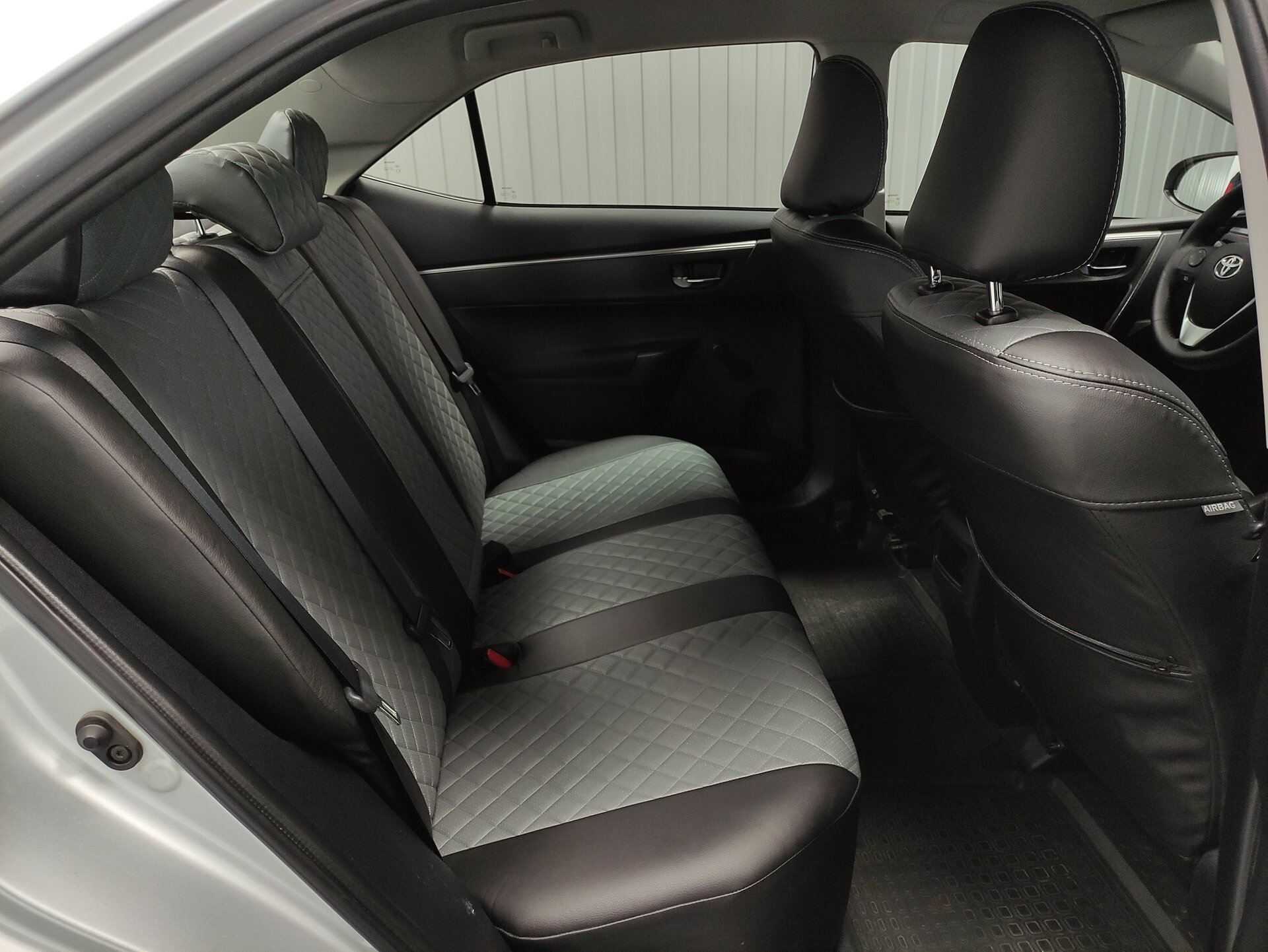 Toyota Corolla, XI (E160, E170, E180) 2014