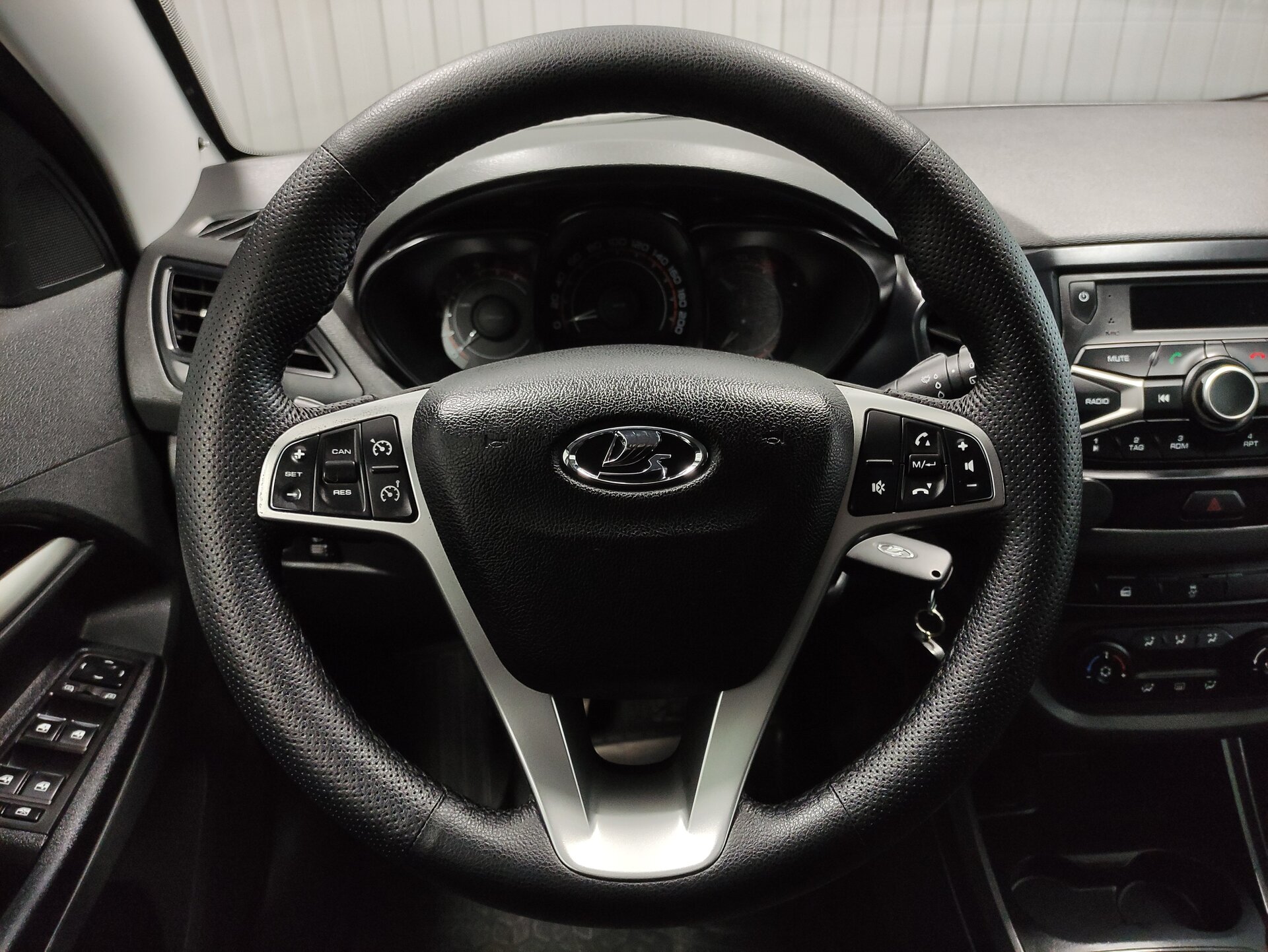 Lada (ВАЗ) Vesta, I 2017 Lada (ВАЗ) Vesta, I 2017