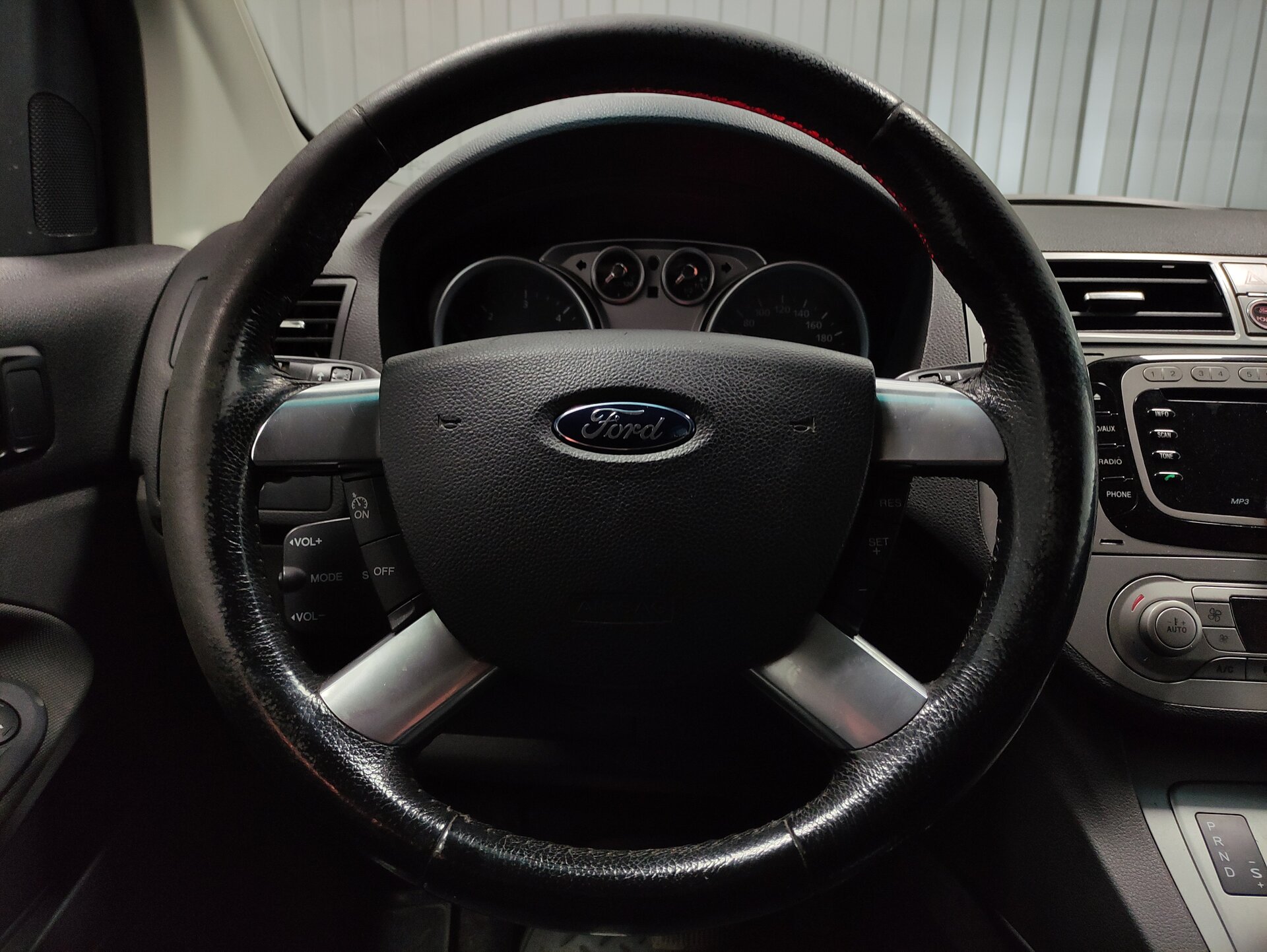 Ford Kuga, I 2011