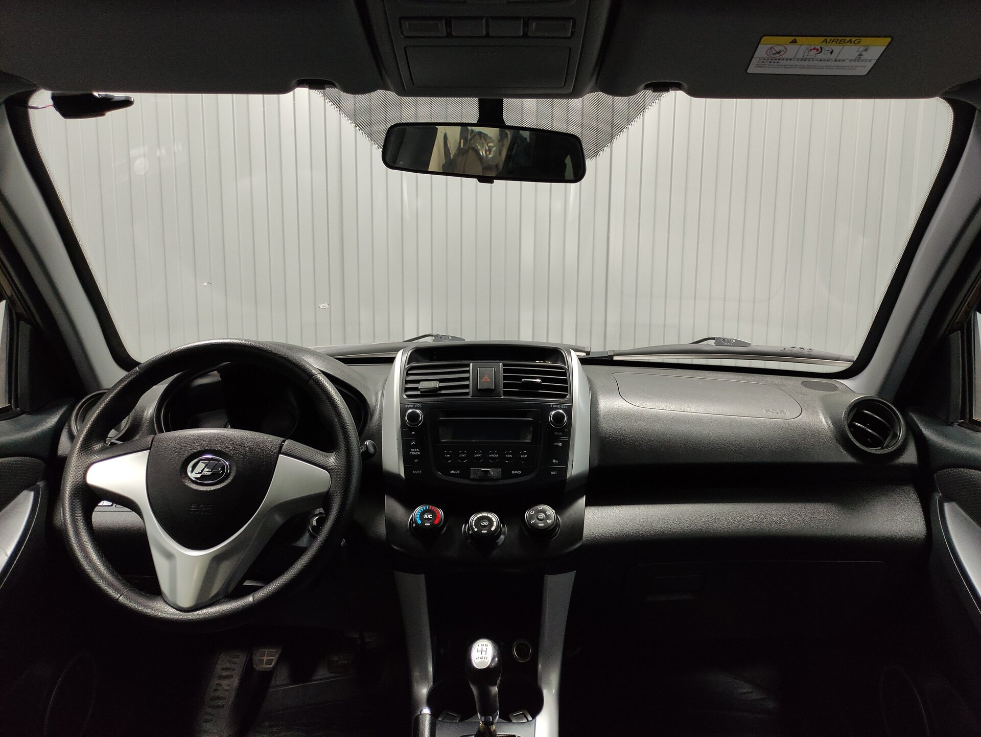 Lifan X60, I Рестайлинг 2 2016 Lifan X60, I Рестайлинг 2 2016