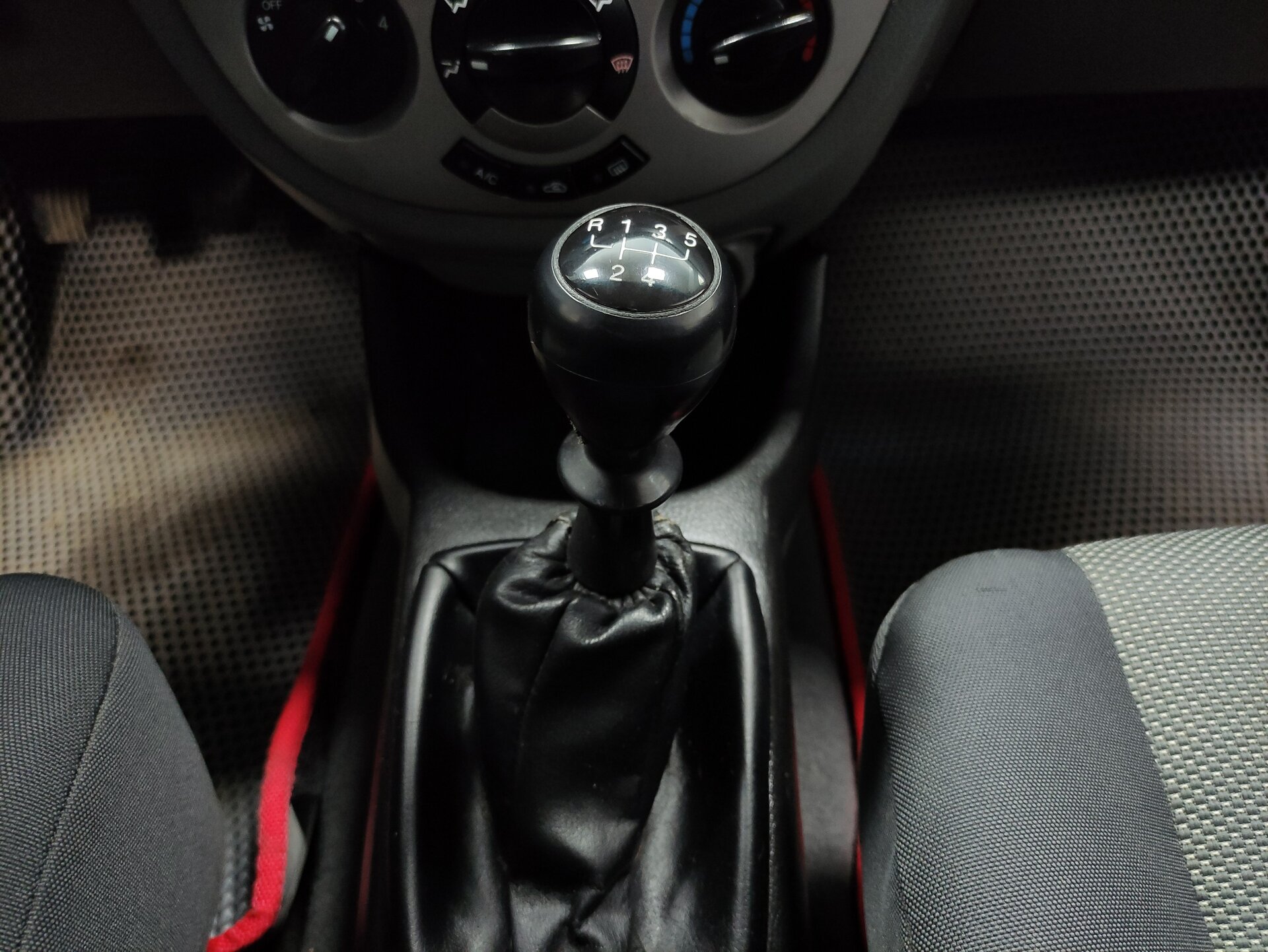 Chevrolet Lacetti, I 2012 Chevrolet Lacetti, I 2012