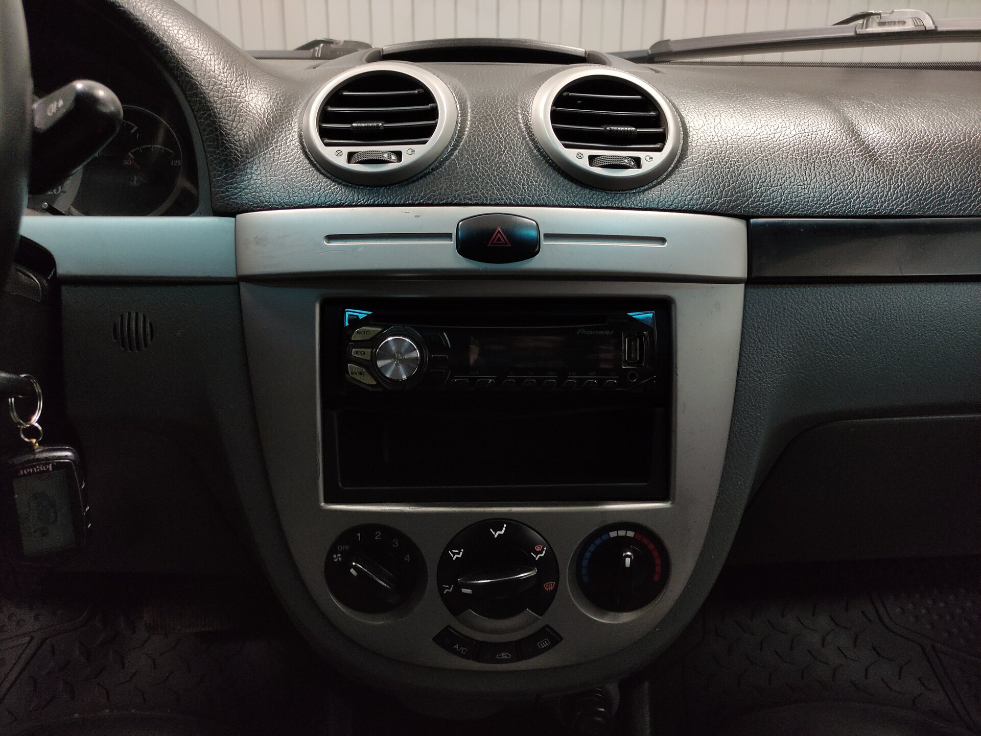 Chevrolet Lacetti, I 2012 Chevrolet Lacetti, I 2012