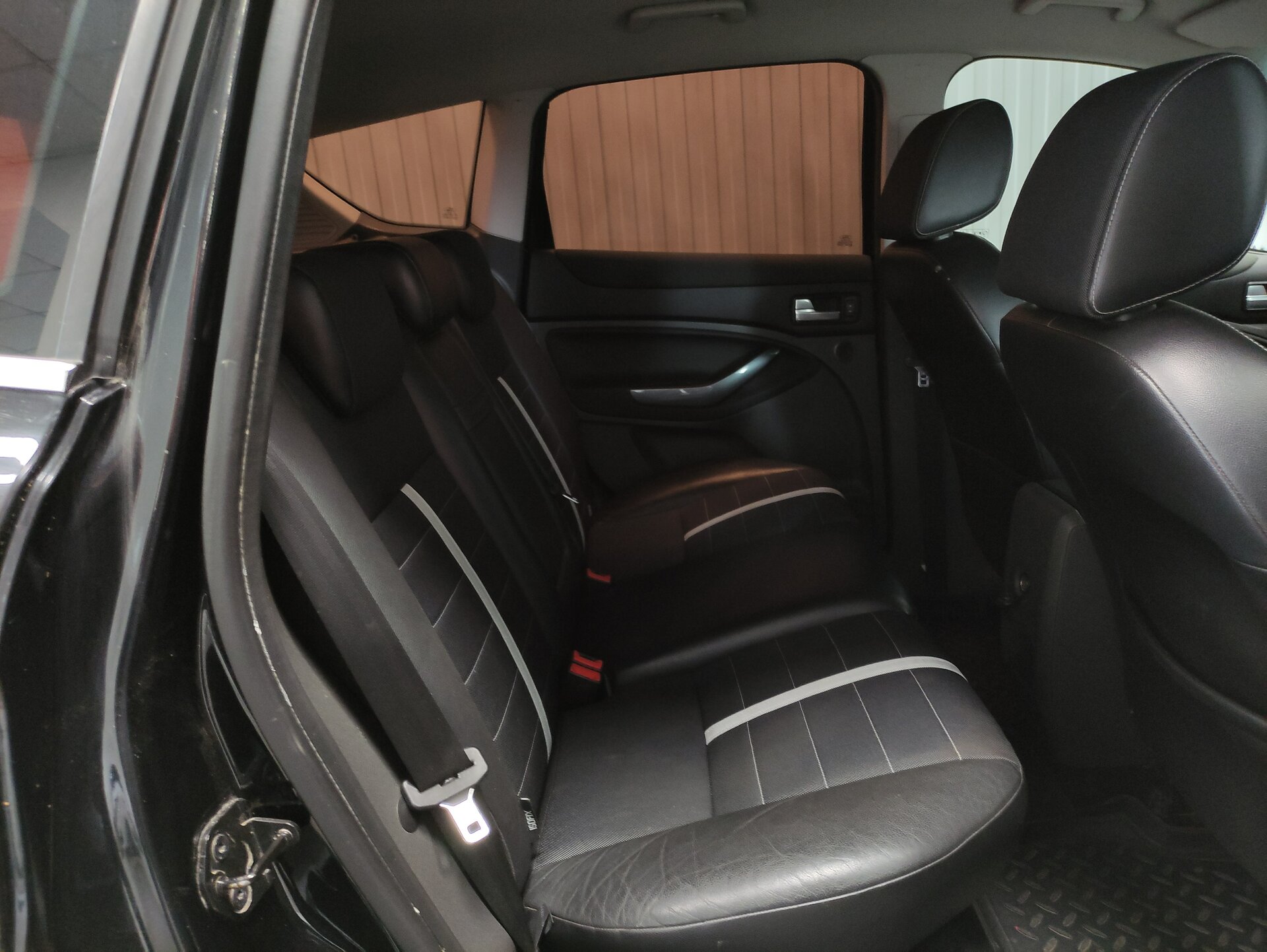 Ford Kuga, I 2011