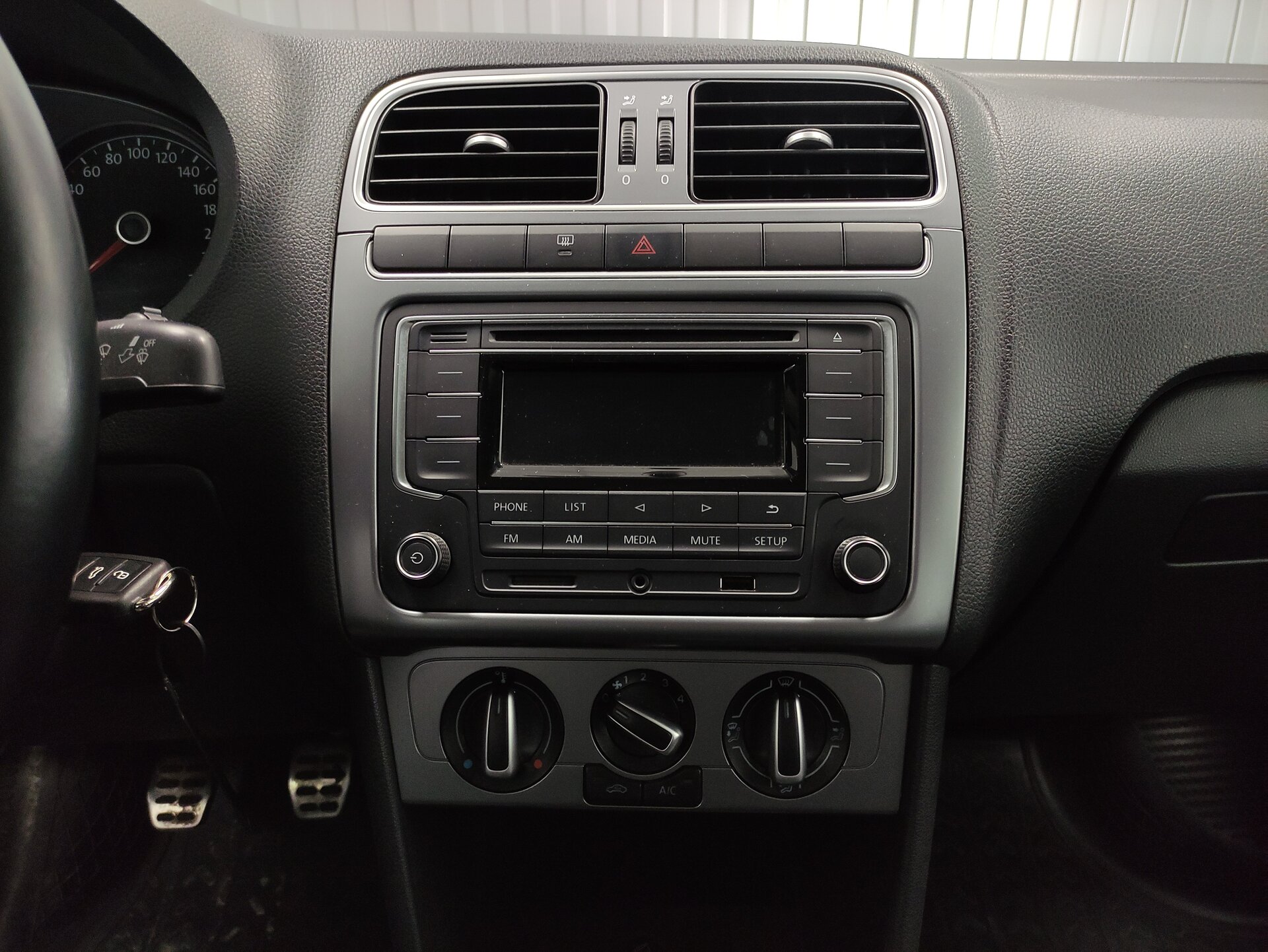 Volkswagen Polo, V Рестайлинг 2016 Volkswagen Polo, V Рестайлинг 2016