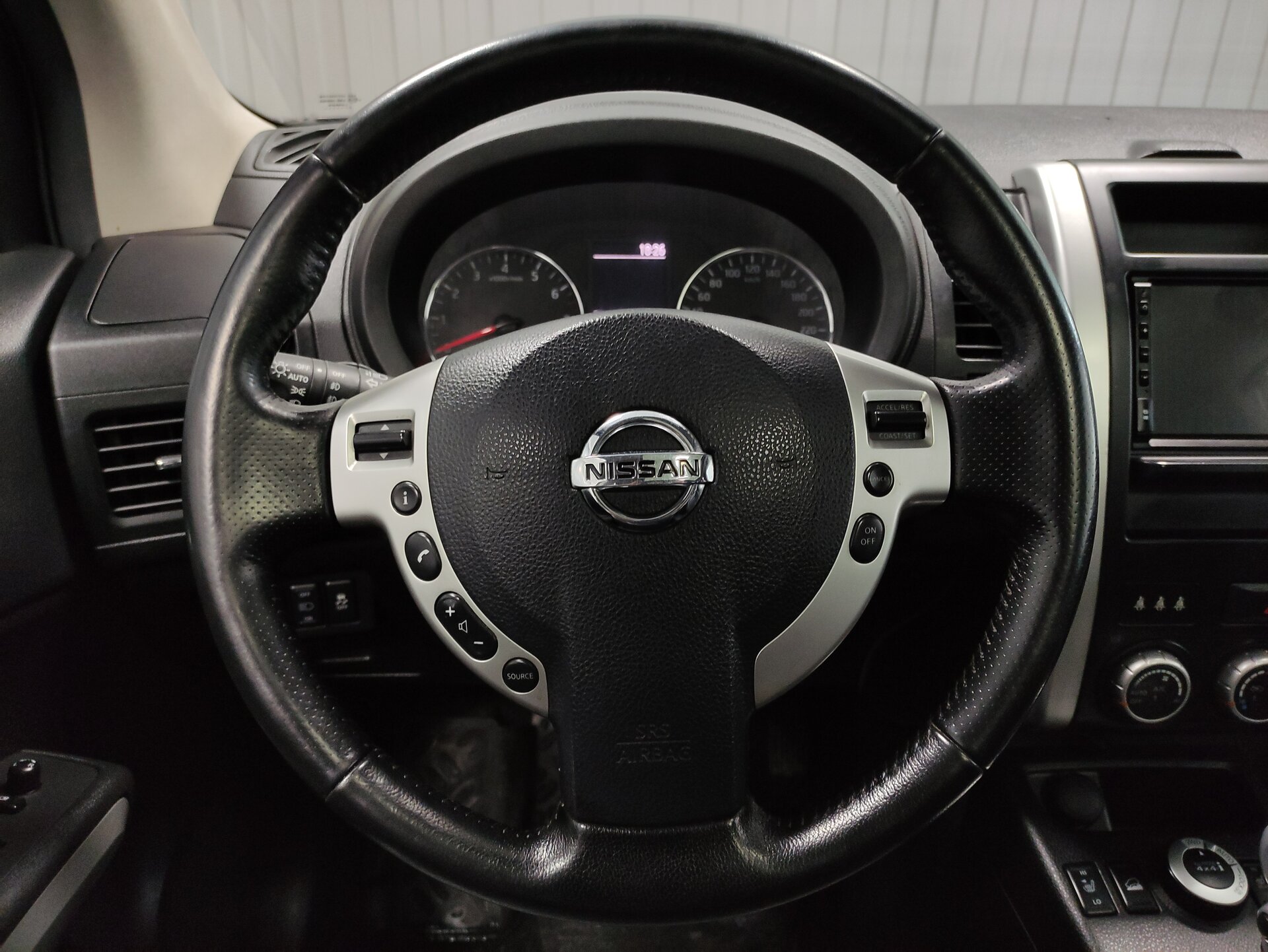 Nissan X-Trail, II Рестайлинг 2014 Nissan X-Trail, II Рестайлинг 2014
